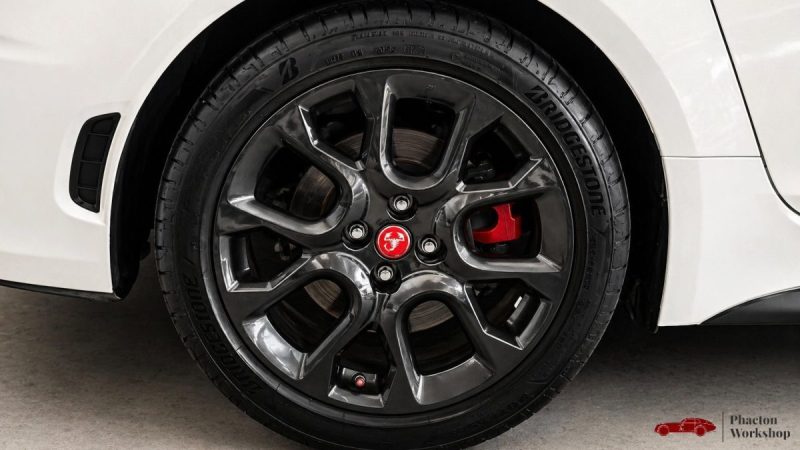 Abarth 124 Spider 1.4 Turbo 170ch | Suivi Abarth |  Numérotée | Distribution Faite | Toutes options