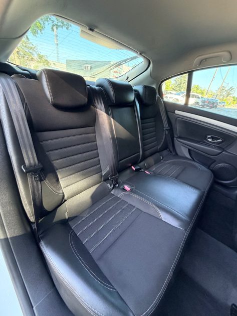 RENAULT LAGUNA III 1.5 DCI 110 ECO2 LIMITED 2014