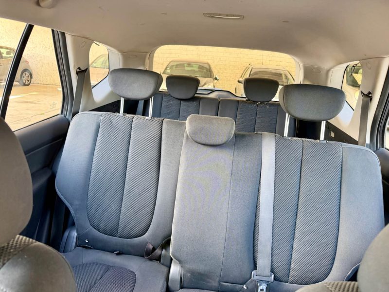 KIA CARENS 7 PLACES 2.0 140CH BOITE AUTOMATIQUE