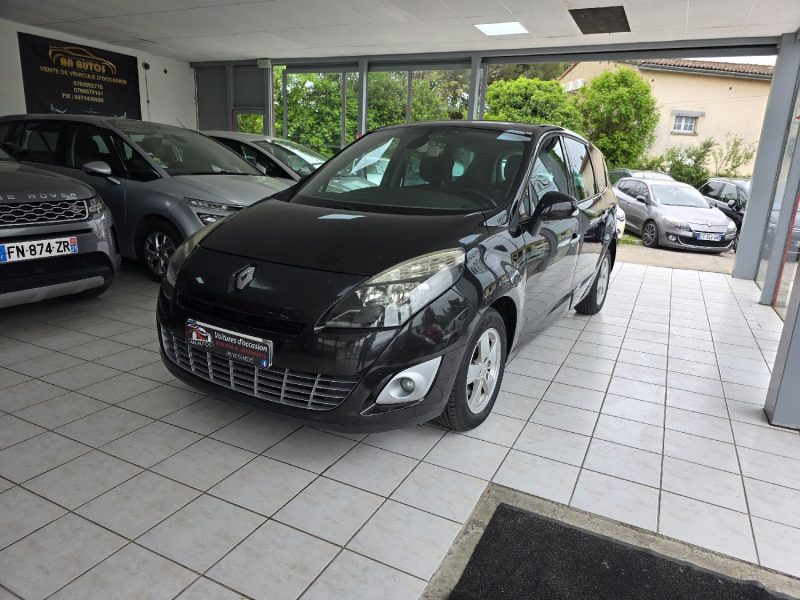 RENAULT SCENICIII GRAND 1.9 DCI 130 EXPRESSION 7P ANNEE 2009 245000KM