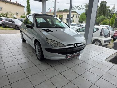 PEUGEOT 206 XR PRESENCE 1.1 60CH ANNEE 2004 179000KM