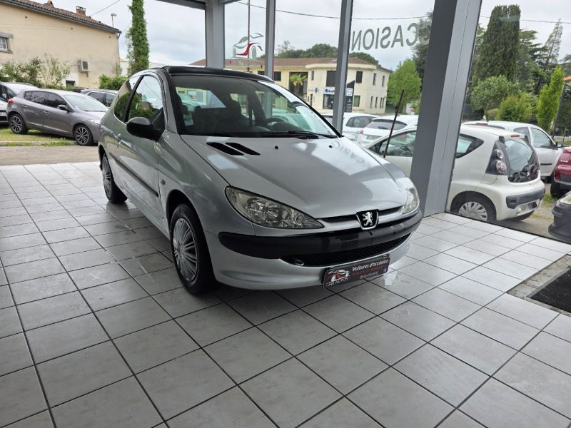 PEUGEOT 206 XR PRESENCE 1.1 60CH ANNEE 2004 179000KM