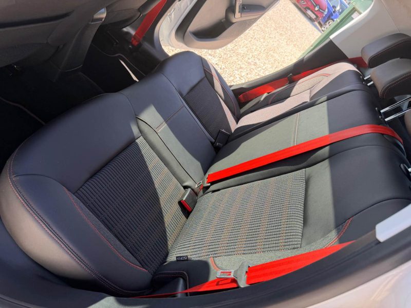 PEUGEOT 208 1.2 E THP  110 CH ROLAND GARROS PARIS   2016