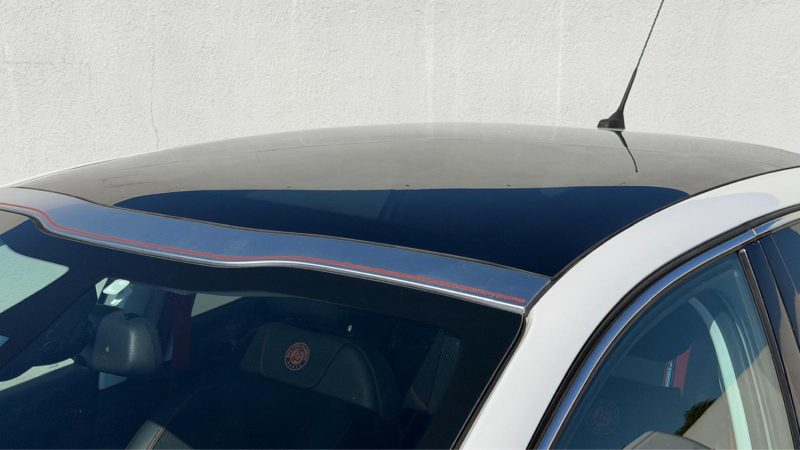 PEUGEOT 208 1.2 E THP  110 CH ROLAND GARROS PARIS   2016