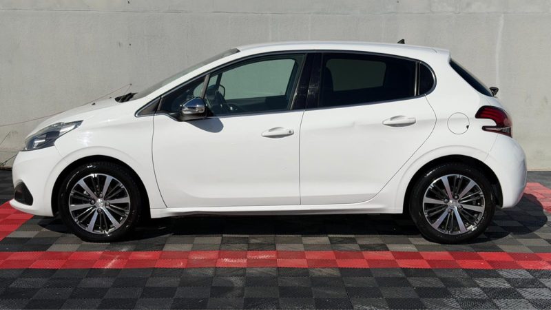 PEUGEOT 208 1.2 E THP  110CH ALLURE S&S 5P 2015