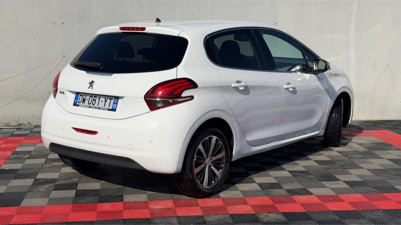 PEUGEOT 208 1.2 E THP  110CH ALLURE S&S 5P 2015