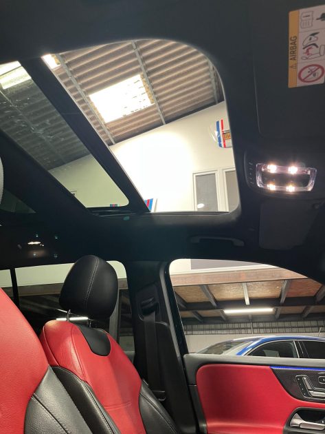 MAGNIFIQUE MERCEDES GLB 200D 2.0 150CH 7 PLACES (TOIT OUVRANT, ATTELAGE, SIÈGES CHAUFFANTS) 