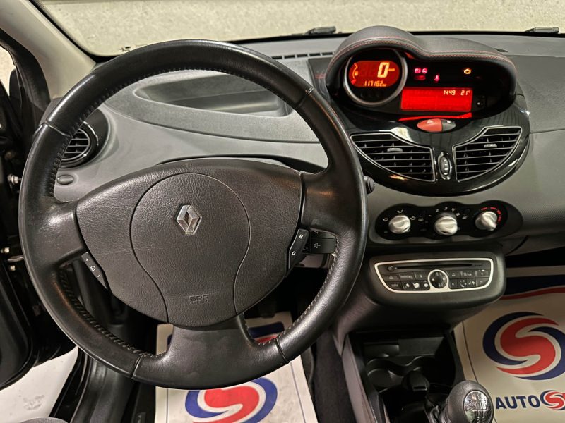 RENAULT TWINGO II 1.2 75 CH LEV DYNAMIQUE 2012
