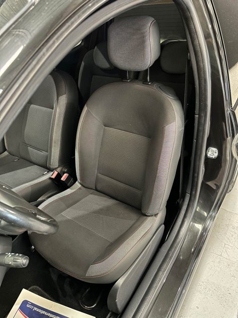 RENAULT TWINGO II 1.2 75 CH LEV DYNAMIQUE 2012