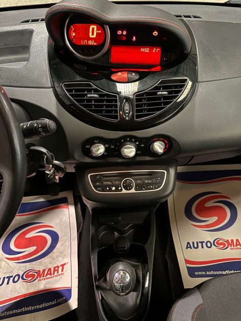 RENAULT TWINGO II 1.2 75 CH LEV DYNAMIQUE 2012