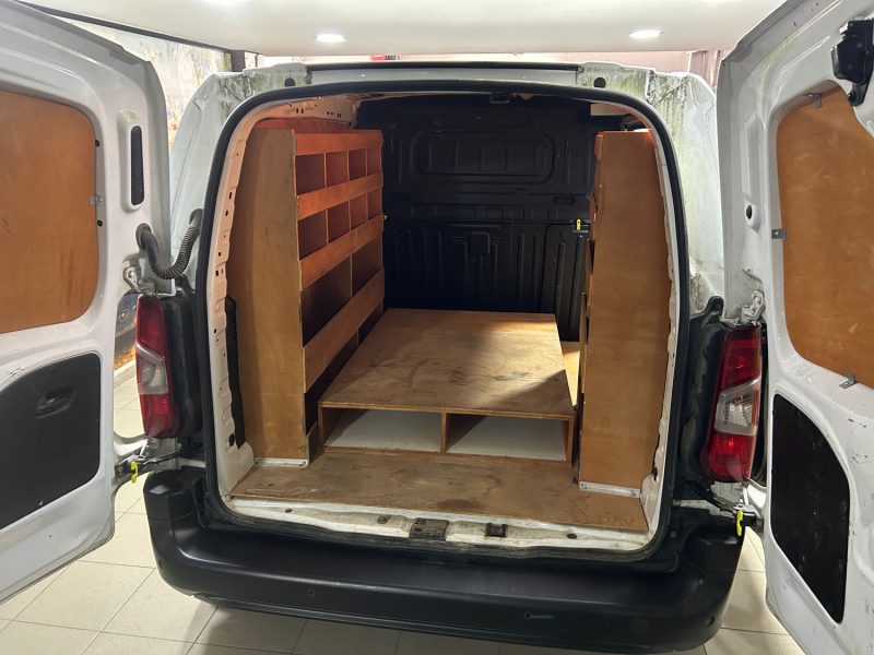 CITROEN BERLINGO M 1000KG BLUEHDI 130 S&S CLUB EAT8 09/2021 PRIX HT : 8325 €