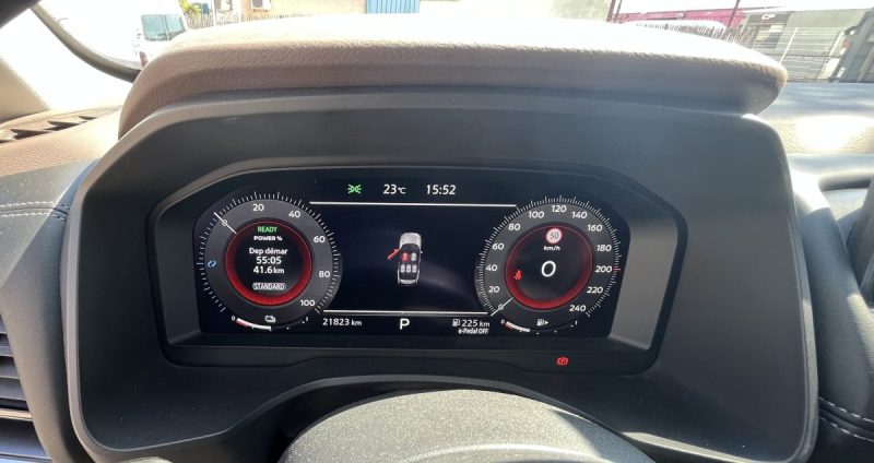 NISSAN X-TRAIL E-POWER E-4ORCE 213CH 4X4 Attelage démontable N-CONNECTA TOIT PANORAMIQUE PACK HIVER