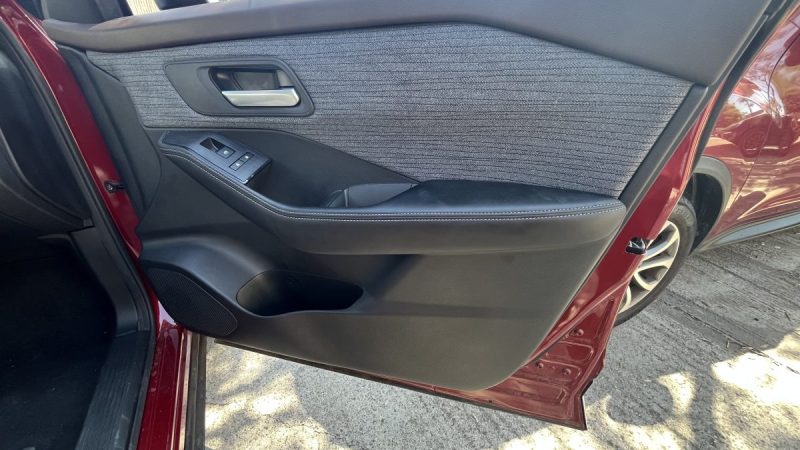 NISSAN X-TRAIL E-POWER E-4ORCE 213CH 4X4 Attelage démontable N-CONNECTA TOIT PANORAMIQUE PACK HIVER