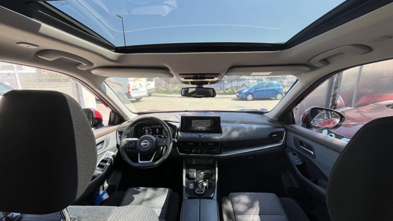 NISSAN X-TRAIL E-POWER E-4ORCE 213CH 4X4 Attelage démontable N-CONNECTA TOIT PANORAMIQUE PACK HIVER
