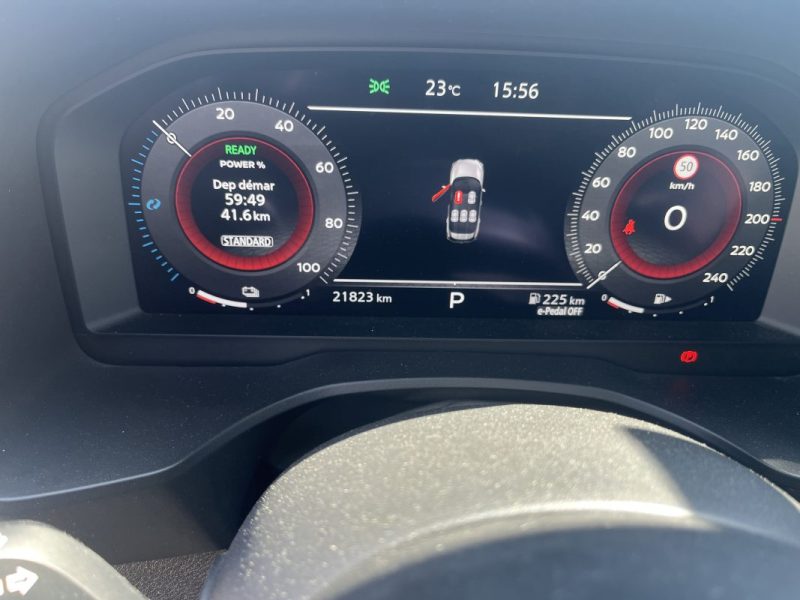 NISSAN X-TRAIL E-POWER E-4ORCE 213CH 4X4 Attelage démontable N-CONNECTA TOIT PANORAMIQUE PACK HIVER