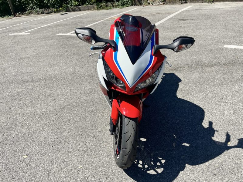 HONDA CBR1000RR  2011