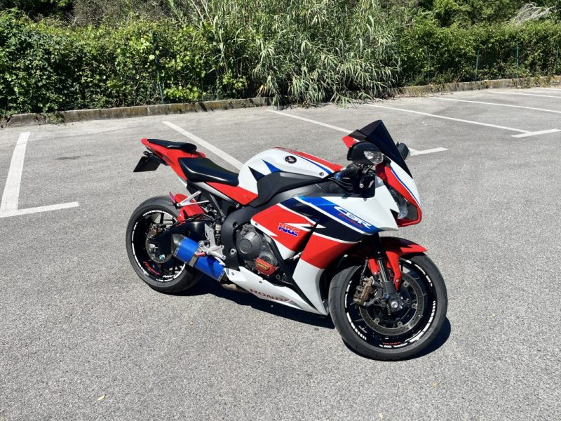 HONDA CBR1000RR  2011