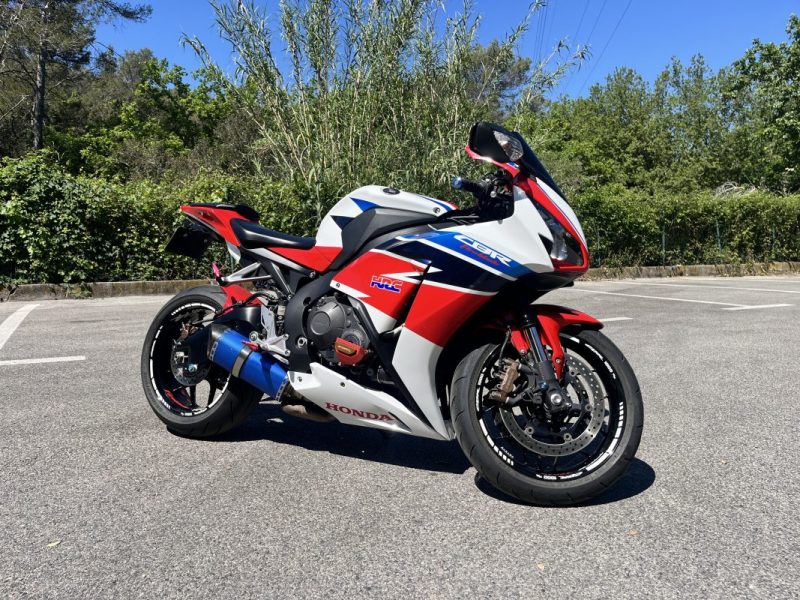 HONDA CBR1000RR  2011