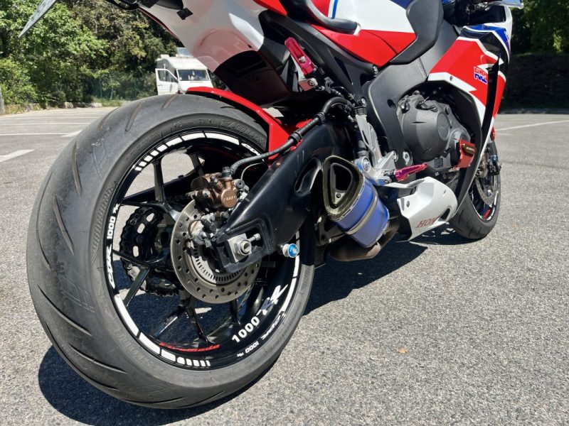 HONDA CBR1000RR  2011