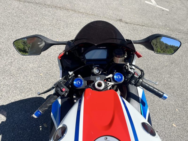 HONDA CBR1000RR  2011