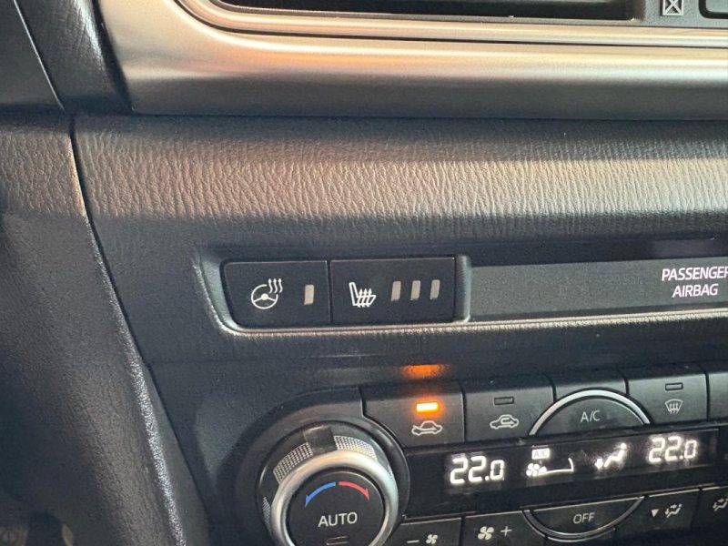 🚗 MAZDA 3 2.0 SKYACTIV-G 120ch ⚙️ SIGNATURE📷 Caméra de recul 🧭 GPS 📱 Bluetooth ❄️ Climatisation