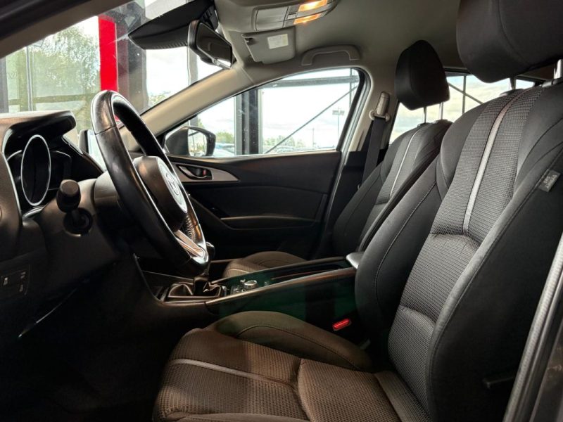 🚗 MAZDA 3 2.0 SKYACTIV-G 120ch ⚙️ SIGNATURE📷 Caméra de recul 🧭 GPS 📱 Bluetooth ❄️ Climatisation