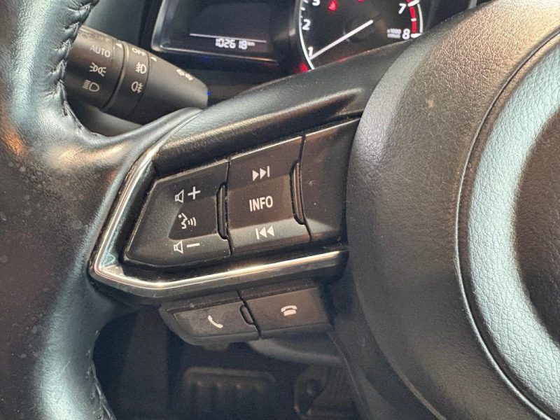 🚗 MAZDA 3 2.0 SKYACTIV-G 120ch ⚙️ SIGNATURE📷 Caméra de recul 🧭 GPS 📱 Bluetooth ❄️ Climatisation