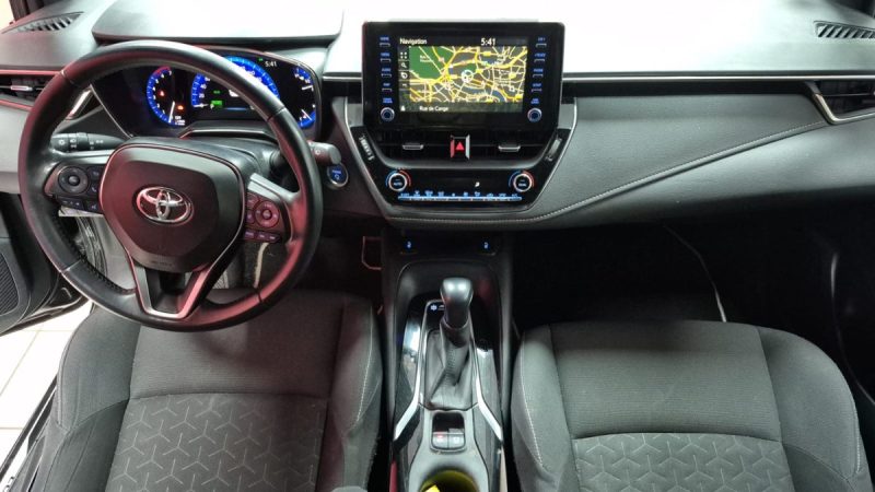 TOYOTA COROLLA TOURING SPORTS 122cv DYNAMIC BUSINESS/1 ERE MAIN/TVA RECUPERABLE