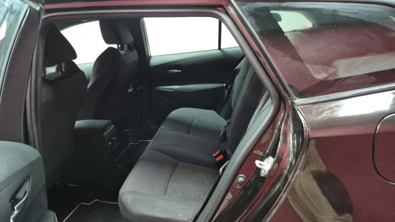 TOYOTA COROLLA TOURING SPORTS 122cv DYNAMIC BUSINESS/1 ERE MAIN/TVA RECUPERABLE