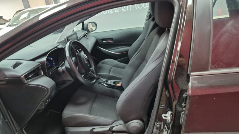 TOYOTA COROLLA TOURING SPORTS 122cv DYNAMIC BUSINESS/1 ERE MAIN/TVA RECUPERABLE