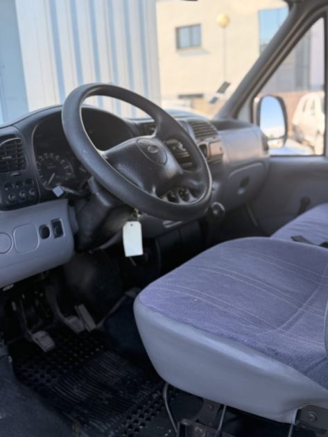 FORD TRANSIT 2.5D FT100 AMÉNAGÉE 2000 166 000KM 