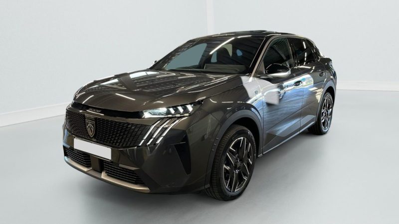 PEUGEOT 3008 HYBRID GT  NEUF EN STOCK 145 E-DCS6 + TOIT OUVRANT 2025