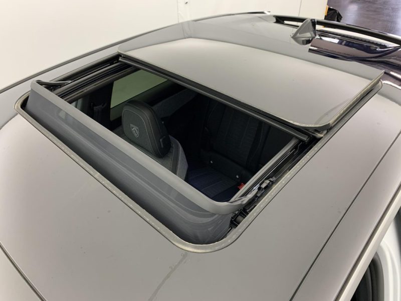 PEUGEOT 3008 HYBRID 145 E-DCS6  GT TOIT OUVRANT 2025
