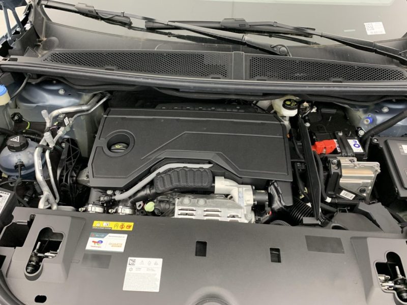 PEUGEOT 3008 HYBRID GT  NEUF EN STOCK 145 E-DCS6 + TOIT OUVRANT 2025