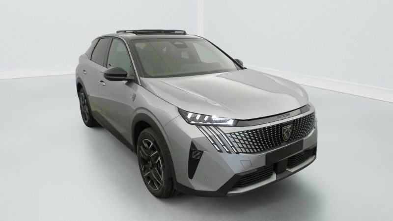 PEUGEOT 3008 HYBRID GT  NEUF EN STOCK 145 E-DCS6 + TOIT OUVRANT 2025
