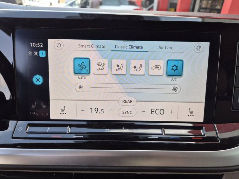 VOLKSWAGEN MULTIVAN COURT 1.4 EHYBRID 218 DSG6 LIFE 2022