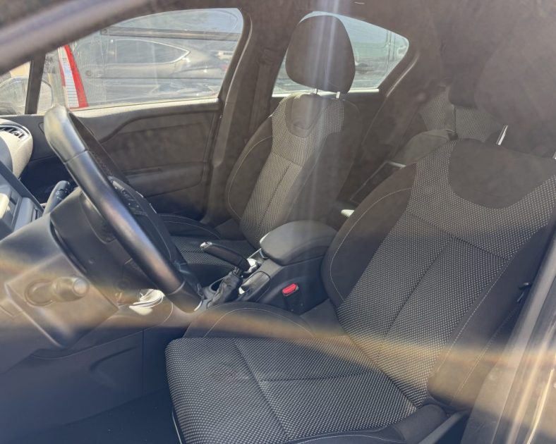 CITROEN DS4 VTi 120 So Chic / CHAINE DE DISTRIBUTION / ENTRETIEN COMPLET