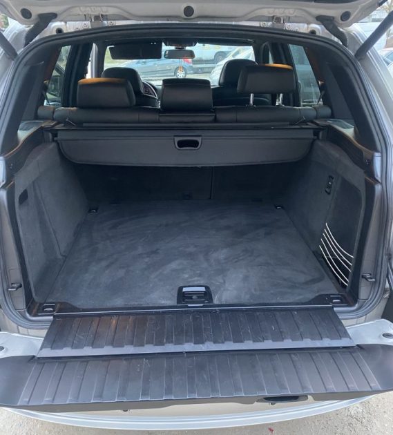 BMW X5 BM51048 2010