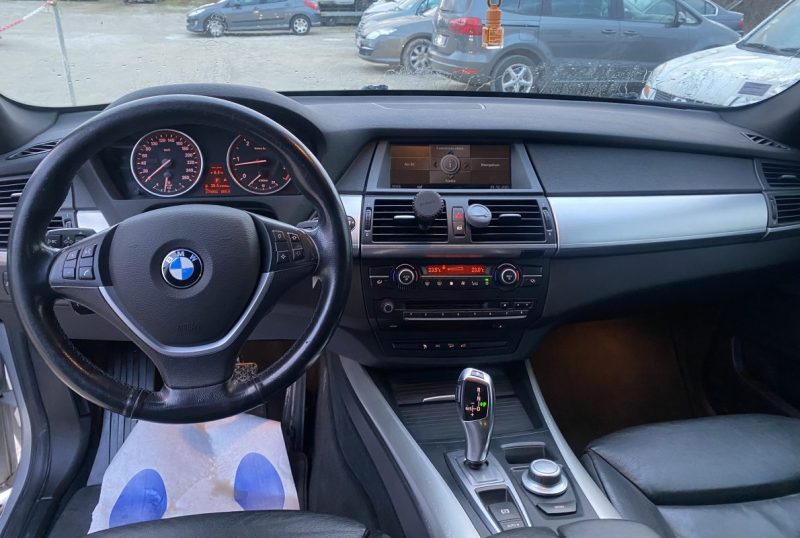 BMW X5 BM51048 2010