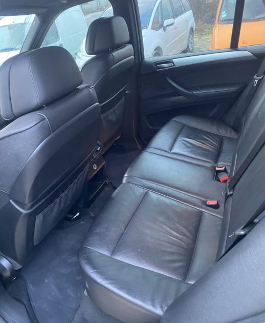 BMW X5 BM51048 2010