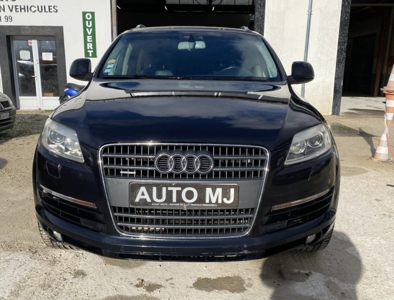 AUDI Q7 003 2006