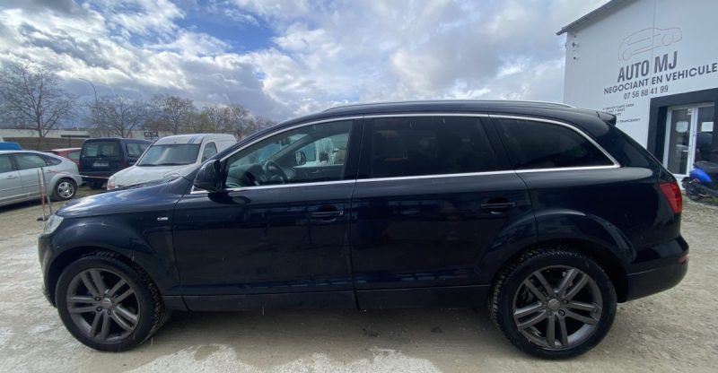 AUDI Q7 003 2006