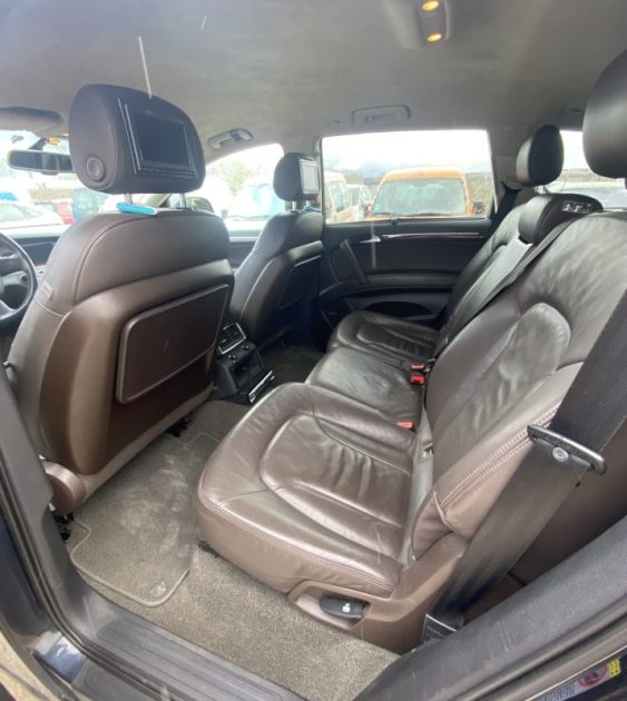 AUDI Q7 003 2006