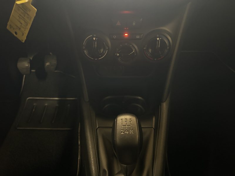 PEUGEOT 208 1.6 BLUEHDI 75CH  
