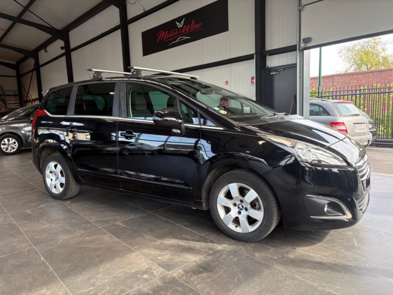 Peugeot  5008 1.6 BlueHDi 120ch 7PL 🚙 1ère main / Suivi complet ✅ / Embrayage neuf 🔧 / Garantie✅