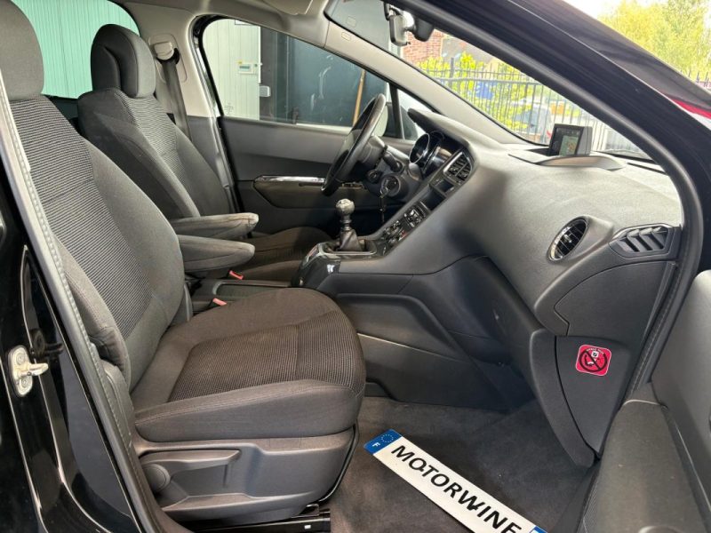 Peugeot  5008 1.6 BlueHDi 120ch 7PL 🚙 1ère main / Suivi complet ✅ / Embrayage neuf 🔧 / Garantie✅