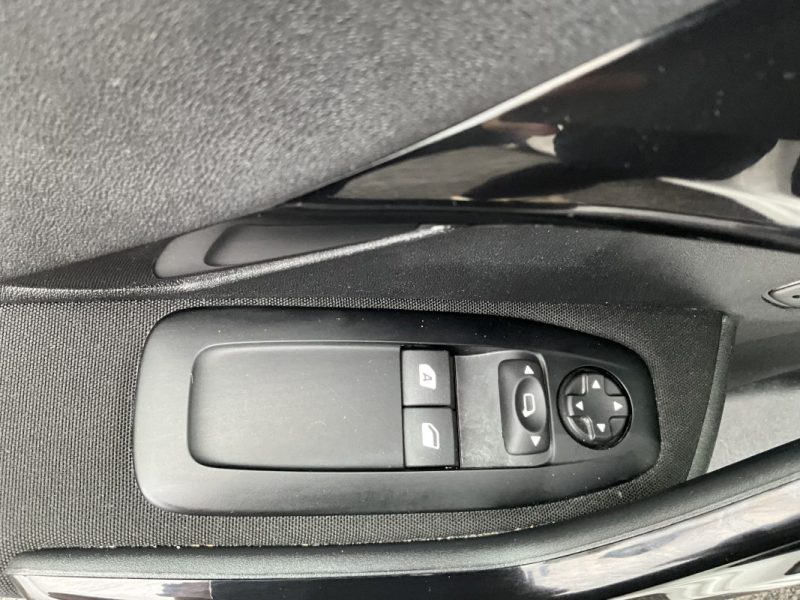PEUGEOT 208 1.6 BLUEHDI 75 CV ACTIVE  