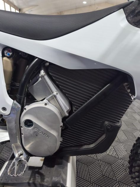 STARK VARG EX 80Cv 1er MAIN - 285 km - GARANTIE 11/2027 - 2025