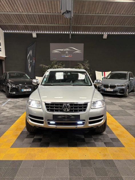 MAGNIFIQUE VOLKSWAGEN TOUAREG 2.5 TDI 174CH TIPTRONIC (SIÈGES CHAUFFANTS, 4 MOTION, SELLERIE CUIR) 