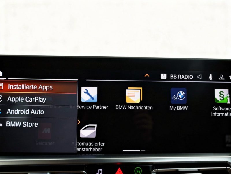 BMW X3 XDRIVE20D 190CH / TOIT PANO / CARPLAY / CAMÉRA / M SPORT